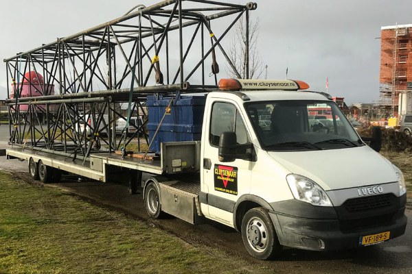 Iveco met trailer