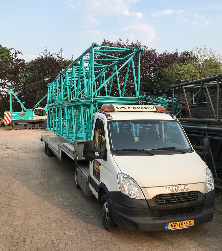 Iveco met trailer 3.jpg