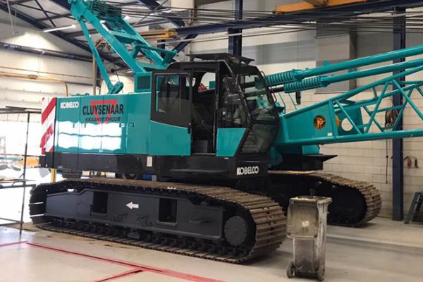 Kobelco CKE-600